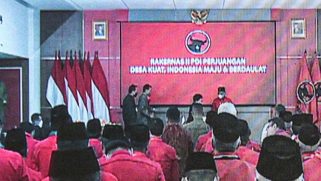 Survei Terbaru CSIS: Elektabilitas PDIP Mulai Dibuntuti Gerindra