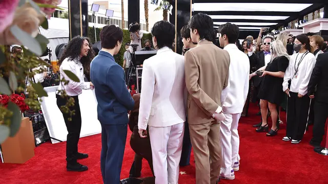 BTS di Grammy Awards 2022. ( Jordan Strauss/Invision/AP)