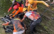 Tim Gabungan Berhasil Evakuasi Tujuh Motor Tenggelam Akibat Longsor di Telaga Sarangan