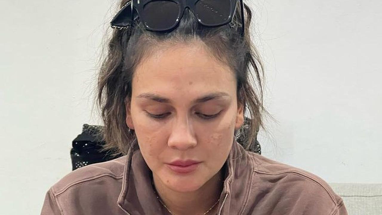 Postingan Maxime Bouttier langsung mencuri perhatian rekan artis. Mereka menuliskan berbagai komentar.<br>