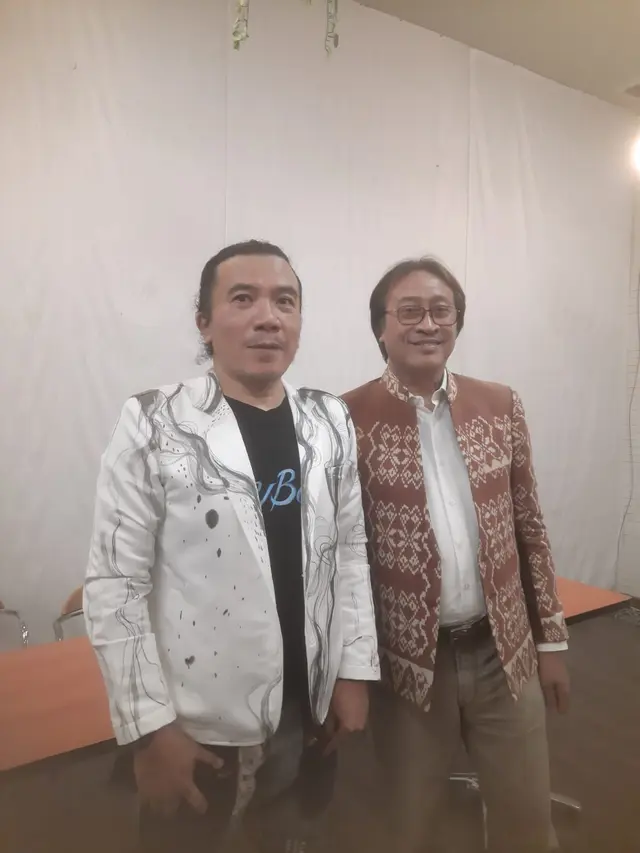 John Martono dan Purwacaraka