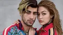 Meresmikan hubugannya sebagai sepasang kekasih di tahun 2015 silam, hingga kini Gigi dan Zayn belum juga mengumumkan soal rencana pertunangan mereka. Apalagi menjadi sepasang suami istri. (Instagram/zayn)