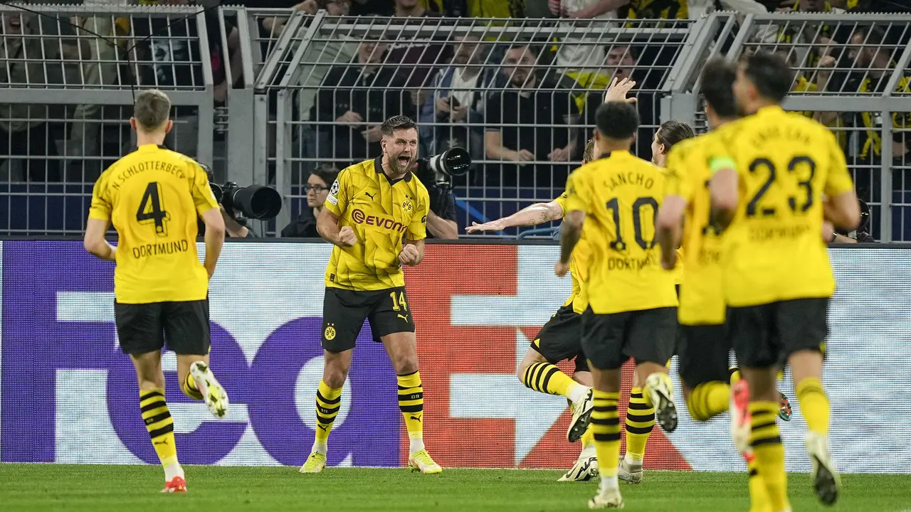 Foto: Mbappe Amsyong, PSG Pulang Berbekal Kekalahan dari Markas Dortmund pada Leg Pertama Semifinal Liga Champions 2023/2024