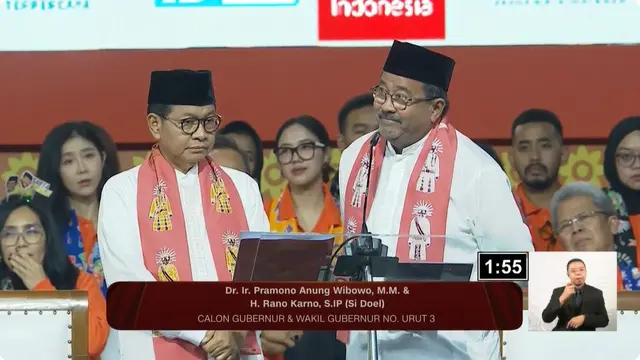 Pasangan calon gubernur dan calon wakil gubernur nomor 3 Pramono Anung-Rano Karno saat debat kedua Pilgub Jakarta 2024.