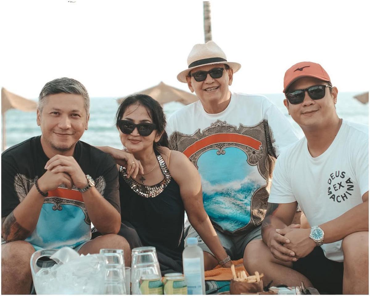 Jadi Ibu Sambung, Ini 6 Potret Kedekatan Gading Marten dengan Anna Maria - Perlihatkan Kebersamaan dari Waktu ke Waktu