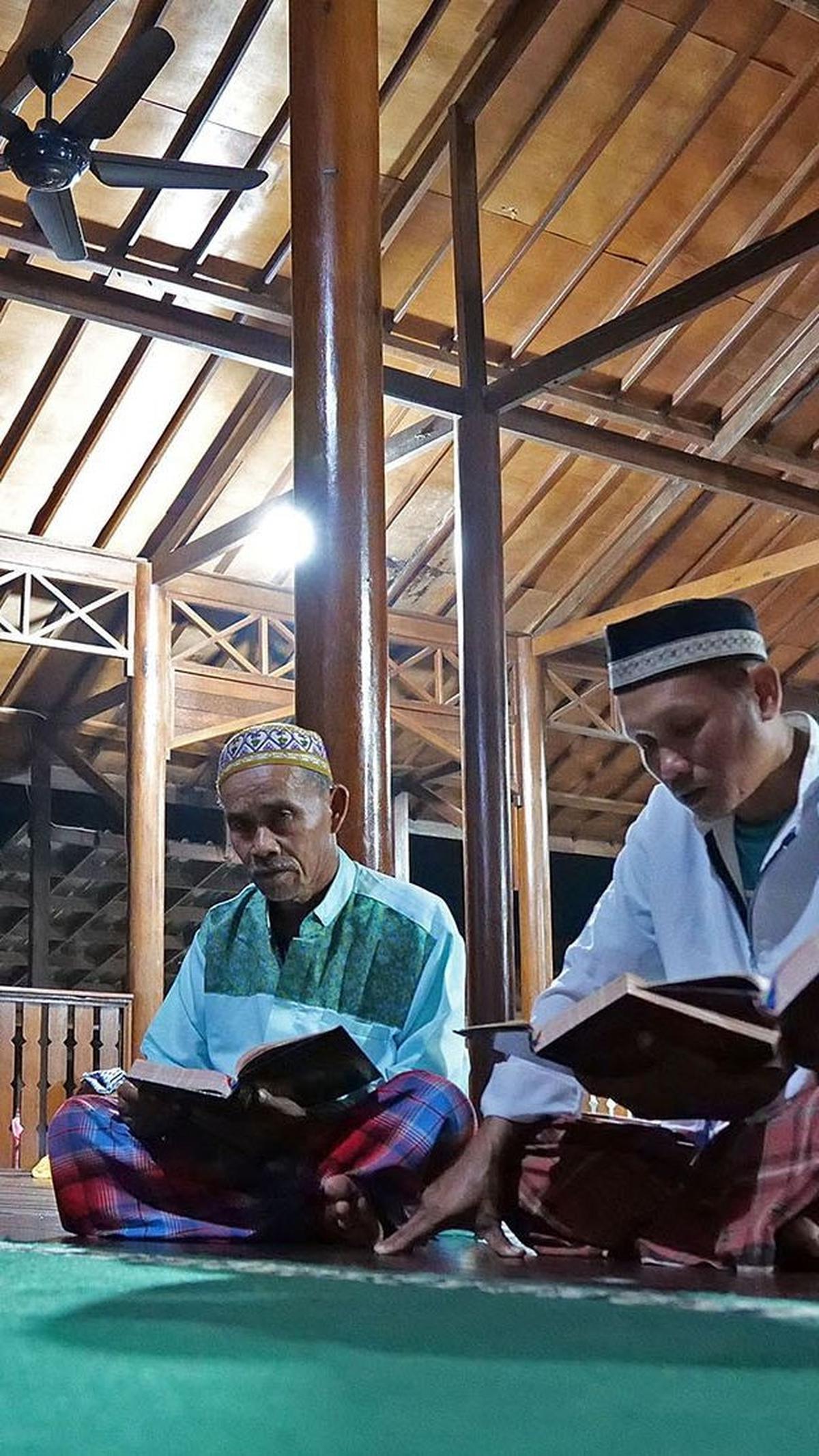 Contoh Teks MC Pengajian Singkat saat Informal