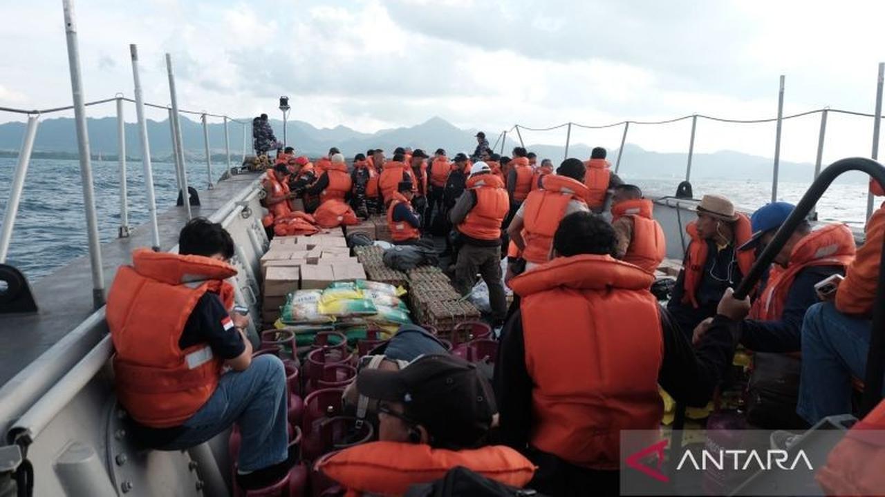 Tahukah Anda? Pemprov Jatim Salurkan Bantuan Logistik Besar-besaran untuk Warga Pulau Bawean, Atasi Krisis Akibat Kapal Tak Beroperasi