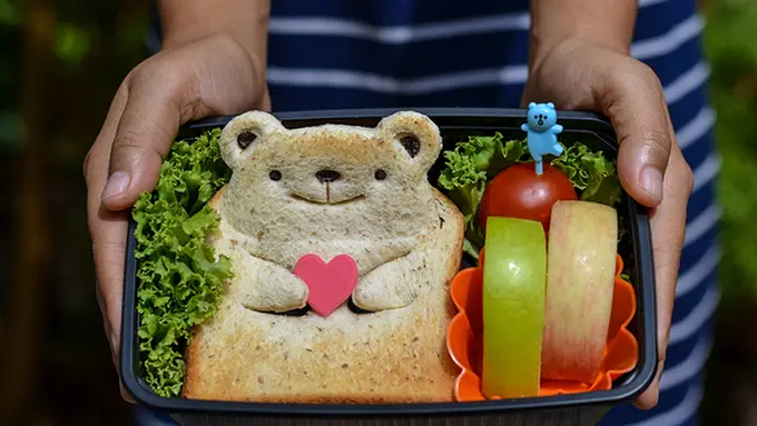 Bekal Makan Anak (c) shutterstock