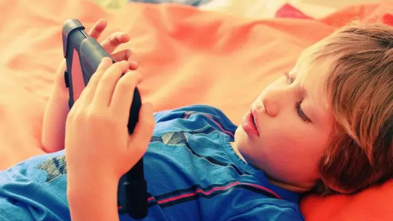 Cara Efektif Mencegah Kecanduan Gadget pada Anak