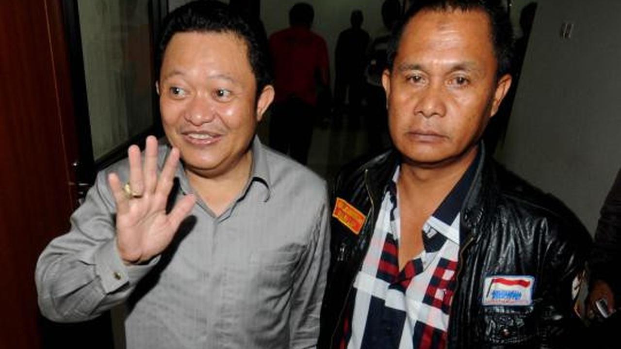 Mantan Bupati Buol Amran Batalipu divonis 7,5 tahun bui
