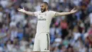 Striker Real Madrid, Karim Benzema, saat melawan Celta Vigo pada laga La Liga 2019 di Stadion Santiago Bernabeu, Sabtu (16/3). Real Madrid menang 2-0 atas Celta Vigo. (AP/Paul White)