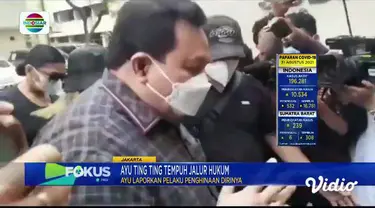 Simak berita terkini dalam Fokus Pagi dengan topik pilihan sebagai berikut, Bentrok Dua Kelompok Mahasiswa, Pemeriksaan Ayu Ting Ting, Dugaan Suap Jual Beli Jabatan, Aksi Cukur Gundul Aktivis.