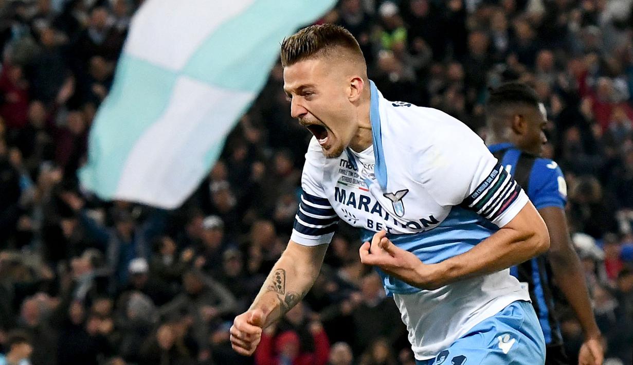 Sergej Milinkovic-Savic sudah meraih trofi major bersama Lazio. Semenjak merumput di tahun 2015 atau sudah tujuh musim, Sergej sudah mempersembahkan satu gelar Coppa Italia dan dua gelar Piala Super Italia. (AFP/Vincenzo Pinto)