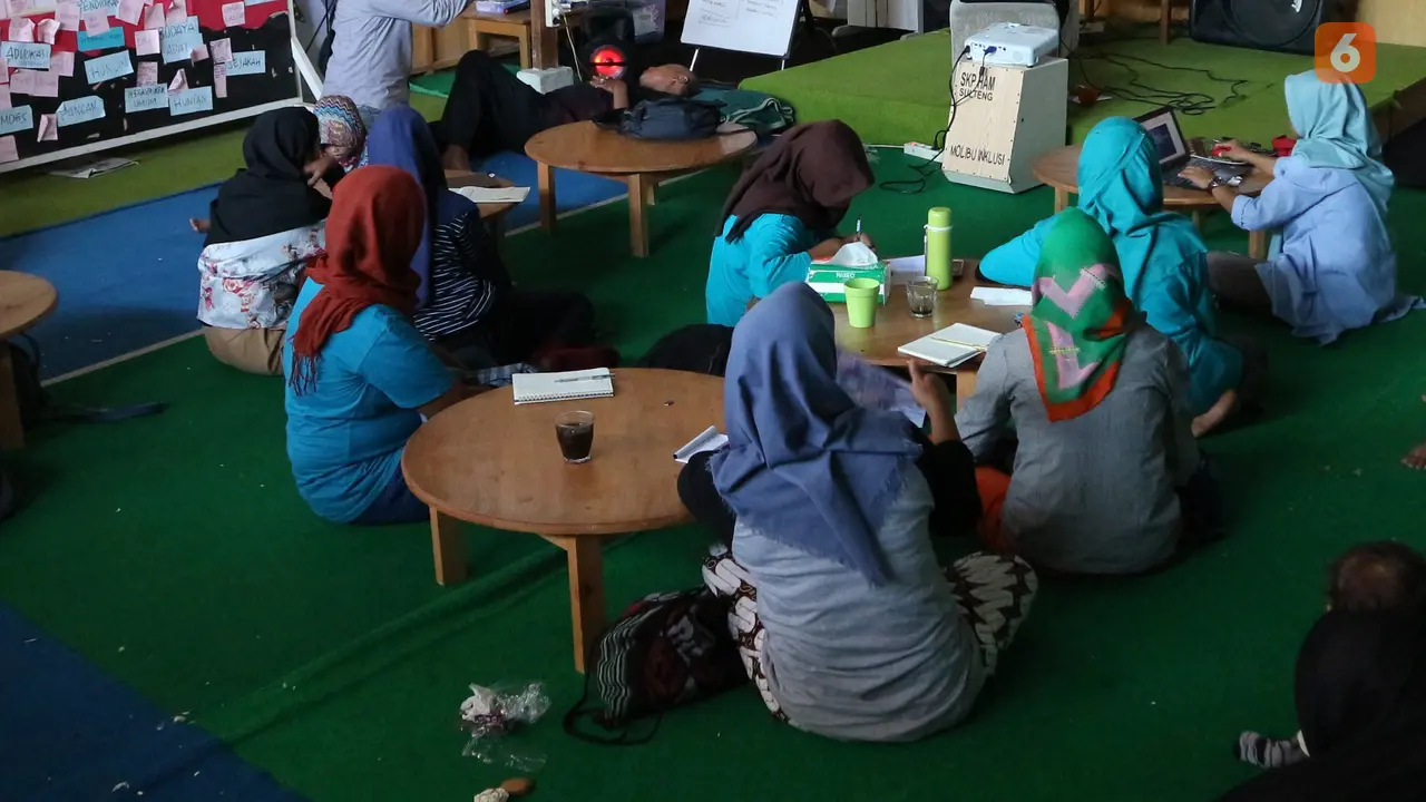 komunitas warga