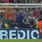 Penjaga gawang Timnas  Maroko, Yassine Bounou (1), menyelamatkan penalti dari pemain Belanda Crysencio Summerville (24) selama pertandingan babak 32 besar Piala Dunia 2026 antara Belanda dan Maroko di Guadalupe, dekat Monterrey, Meksiko, Selasa, 30 Juni 2026. (AP Photo/Ricardo Mazalan)