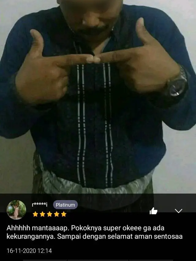 Review Kocak Saat Beli Baju di Online Shop, Posenya Bikin Gagal Paham. (Sumber: Twitter/@txtdarionlshop)