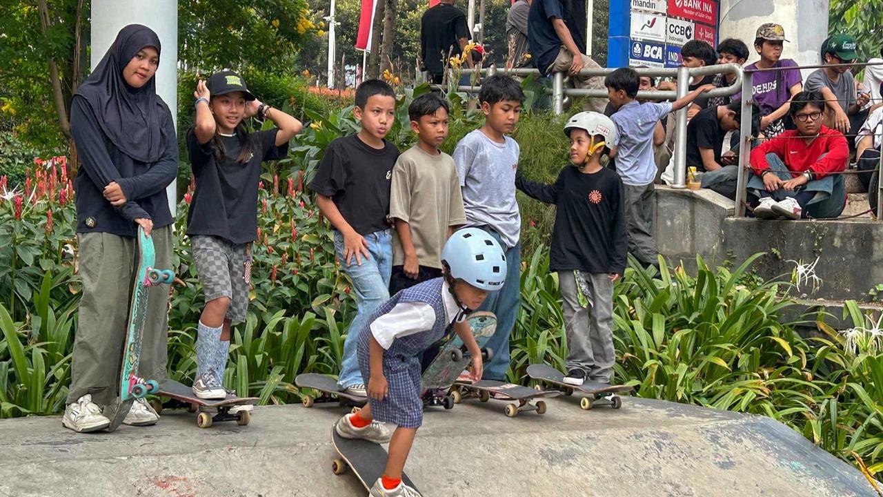 FOTO: Ratusan Skater Ramaikan Perayaan Hari Skateboard Sedunia di Jakarta