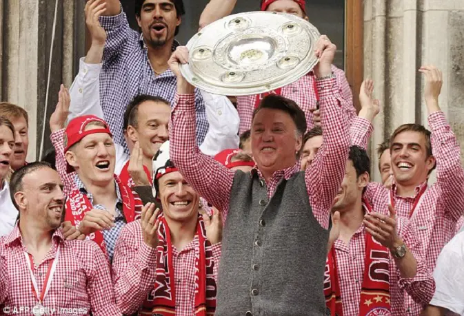 Louis van Gaal pernah menangani Bayern Munchen pada periode 2009-2011.