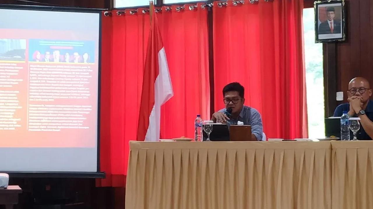 "Biasanya itu berpengaruh, agak melambat jelang pemilu karena biasanya itu menjelang akhir-akhir pemerintahan," kata Erwindo di Raja Ampat, Papua Barat, Sabtu (11/11).&nbsp;
