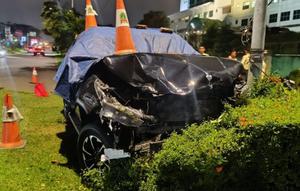 Kecelakaan terjadi di kawasan Pantai Indah Kapuk, Penjaringan, Jakarta Utara, pada Senin, 23 Maret 2026 sekitar pukul 22.00 WIB. (Foto: Unggahan Akun X TMC Polda Metro Jaya)