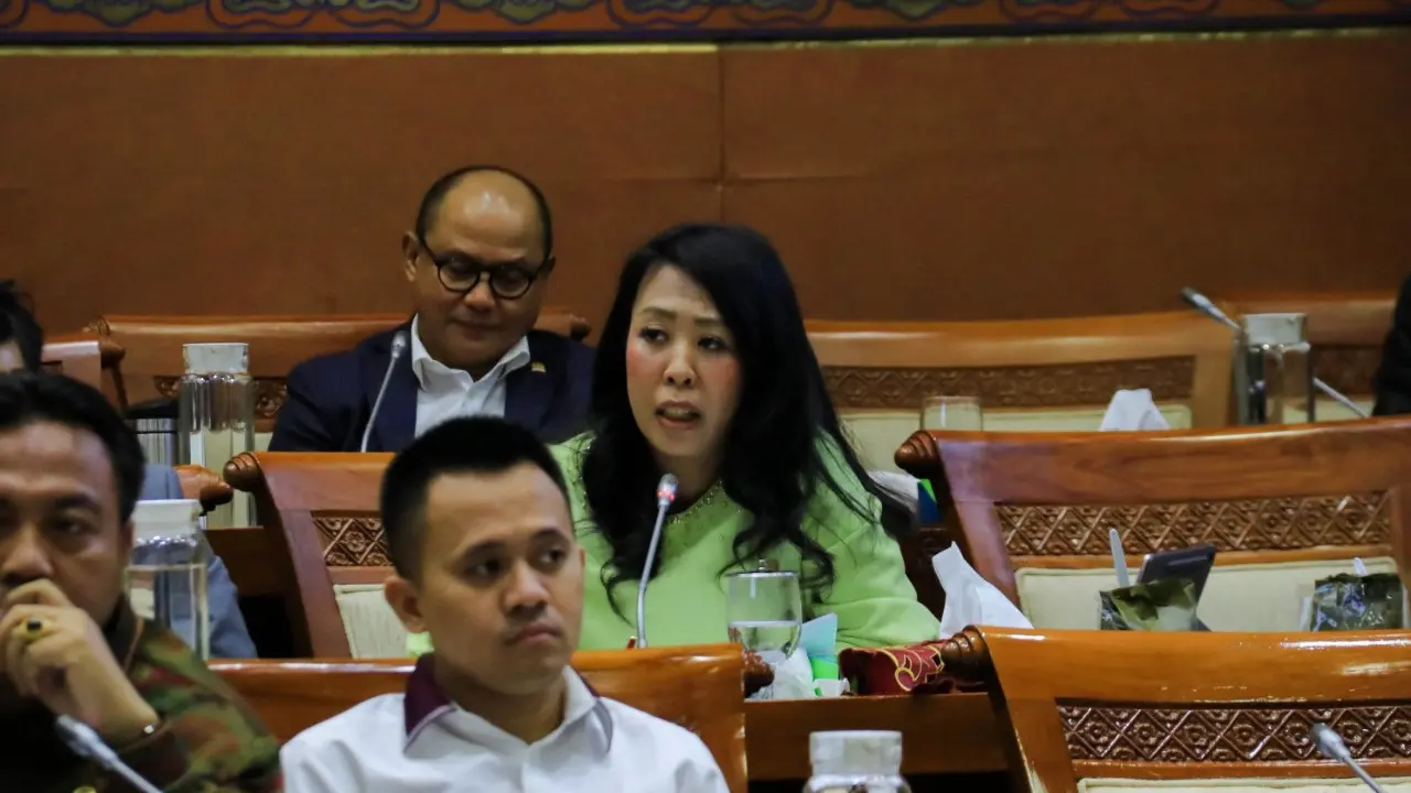 Sondang Tiar Debora Tampubolon PDIP
