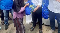 Irjen Kemendes Bagikan 1.100 Sembako dan Renovasi Pengecatan 100 Masjid