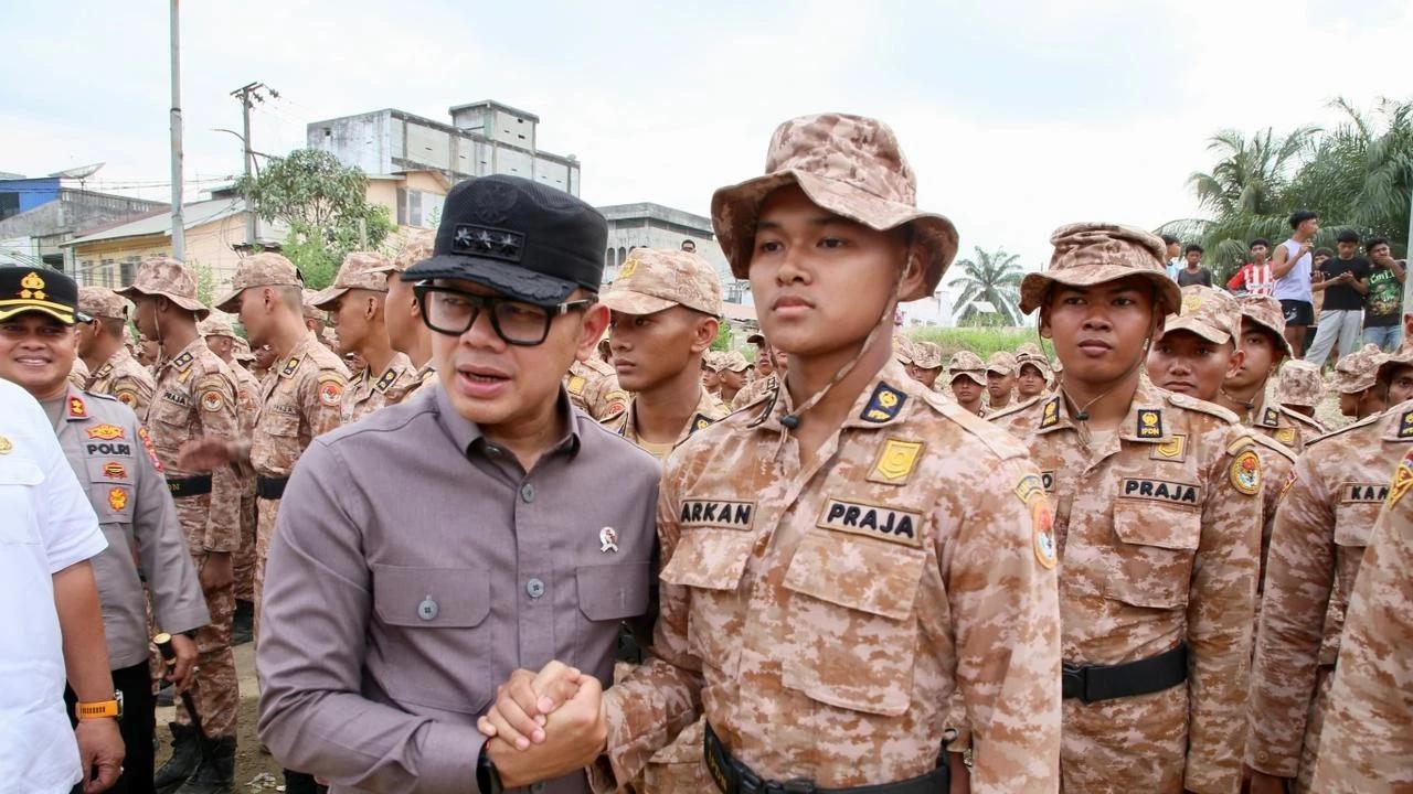 Wamendagri Bima Arya Sugiarto menutup kegiatan Praktik Lapangan IPDN Gelombang III di Kabupaten Aceh Tamiang