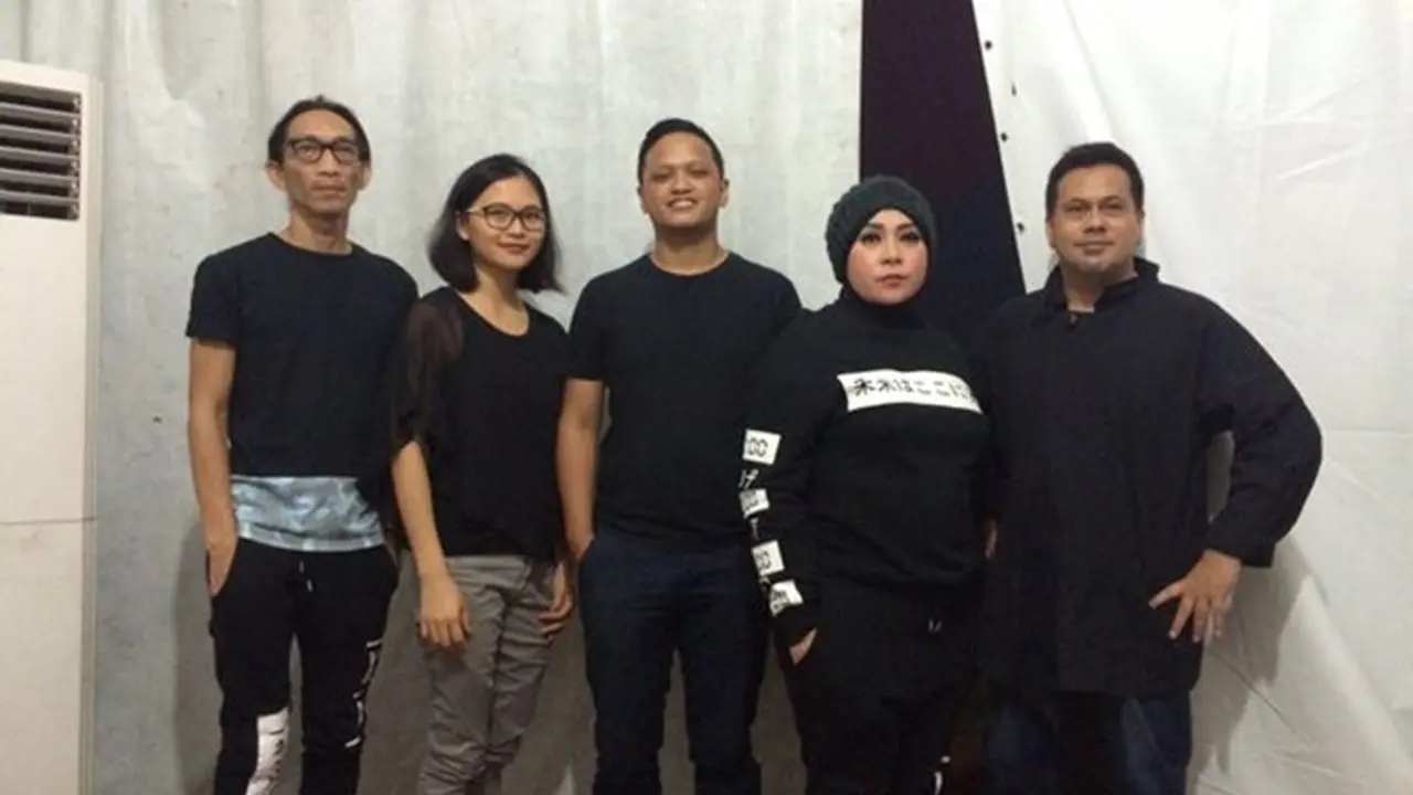 [Bintang] Potret Band