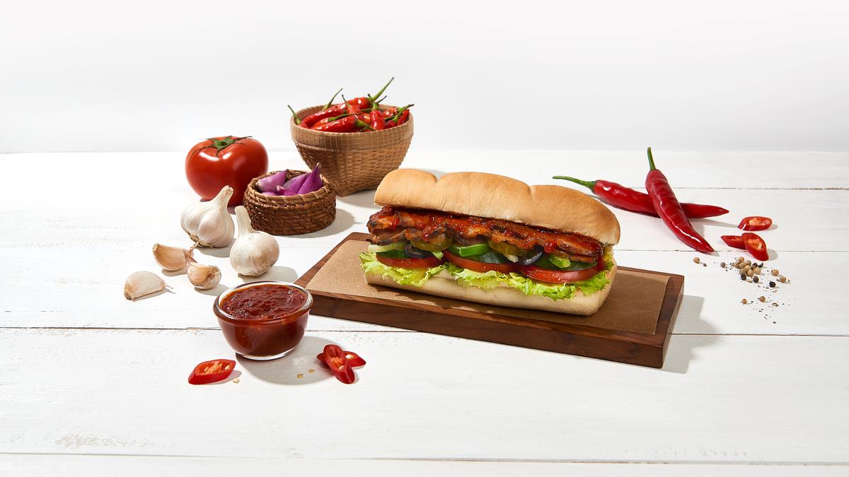 Sandwich dengan Isian Daging Se’i Sambal Luat, Rayakan Kemerdekaan ...
