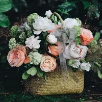 Ilustrasi berbagai macam bunga. (Unsplash.com/lizzie).