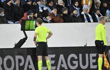Wasit Bundesliga Akan Umumkan Keputusan VAR kepada Penonton di Stadion, jadi Terobosan Baru