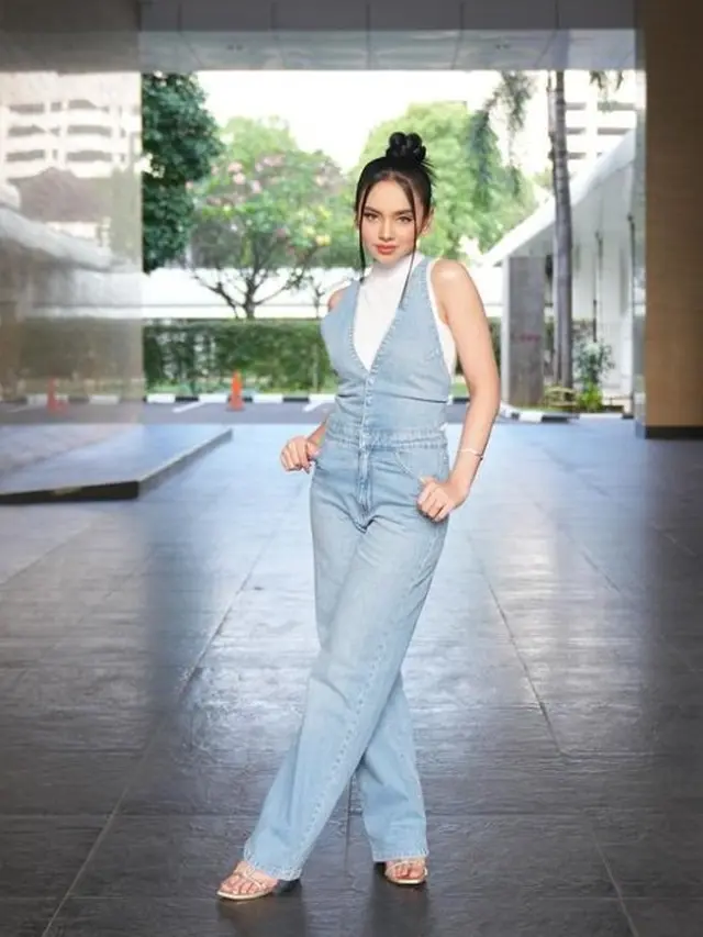 Lyodra mengajak salah satu taruna akpol ke depan panggung, saat tahu identitasnya bikin heboh