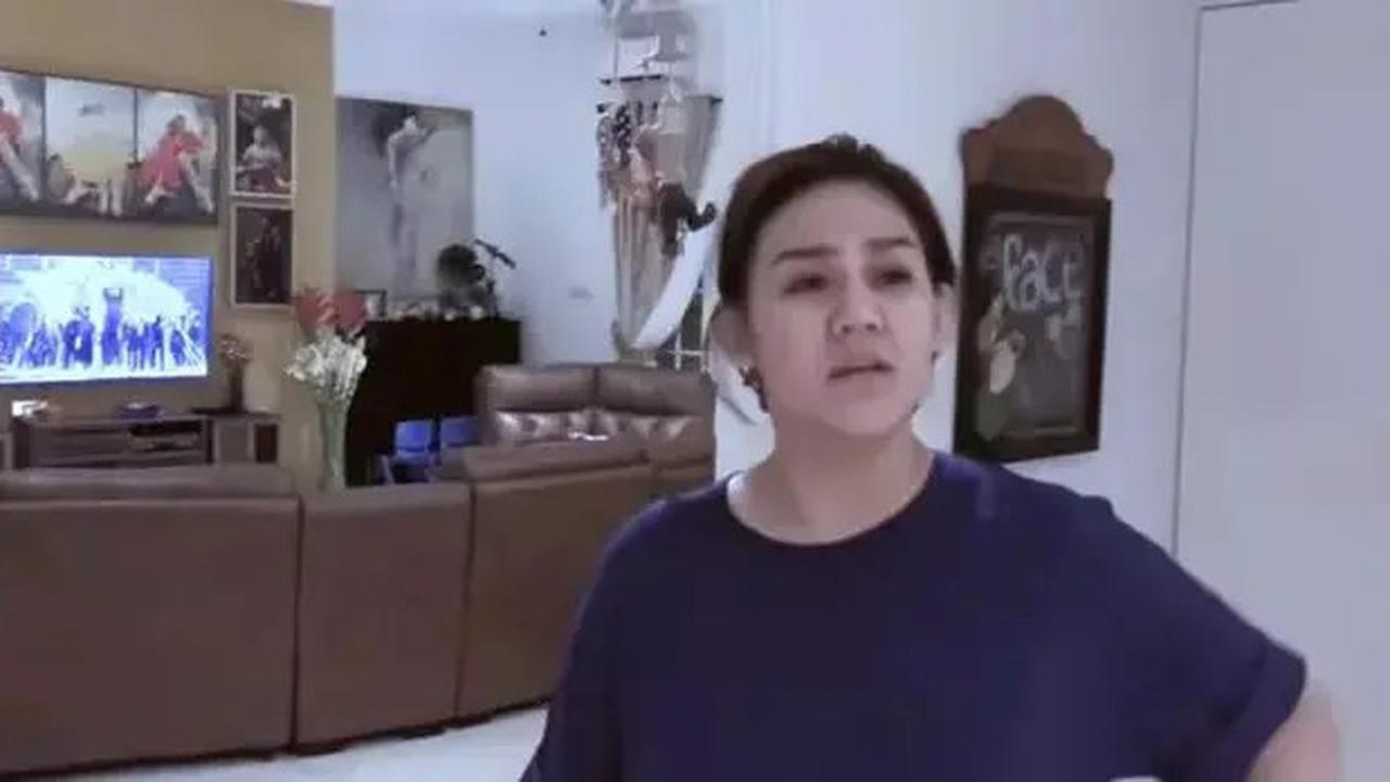 11 Potret Dapur Sissy Priscillia, Model Interior Serba Putih yang Menyatu dengan Ruang Keluarga