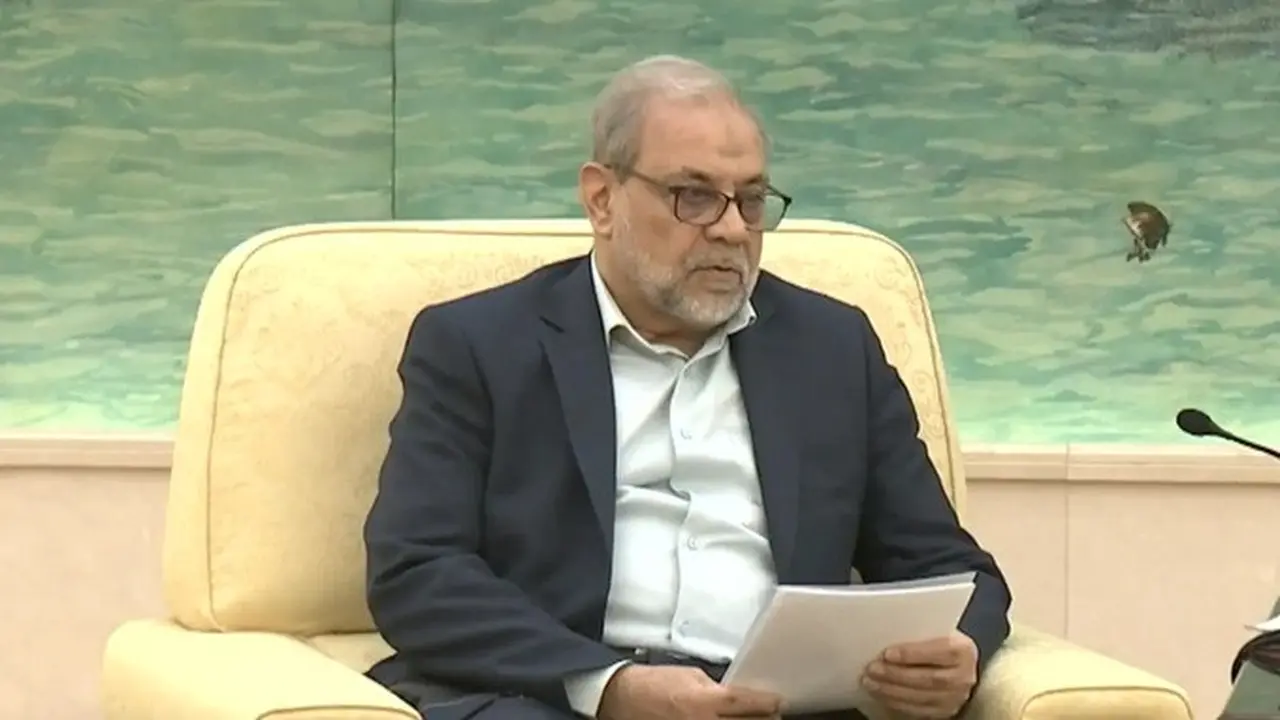 Mohammad Bagher Zolghadr, mantan komandan Korps Garda Revolusi Islam (IRGC), ditunjuk sebagai kepala Dewan Keamanan Nasional Tertinggi pengganti Ali Larijani.