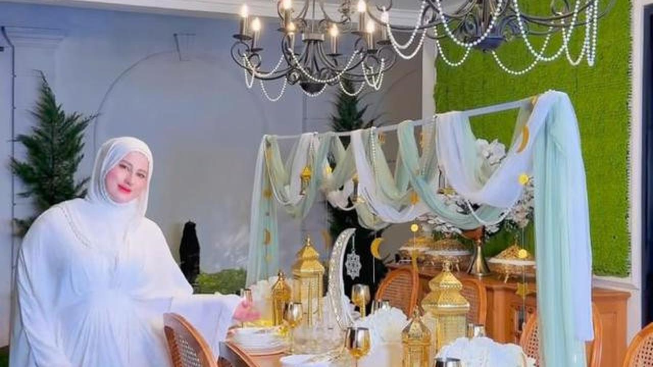 Intip Potret Ruang Makan di Rumah Tasyi Athasyia Selama Ramadan, Inspirasi Desain ala Timur Tengah