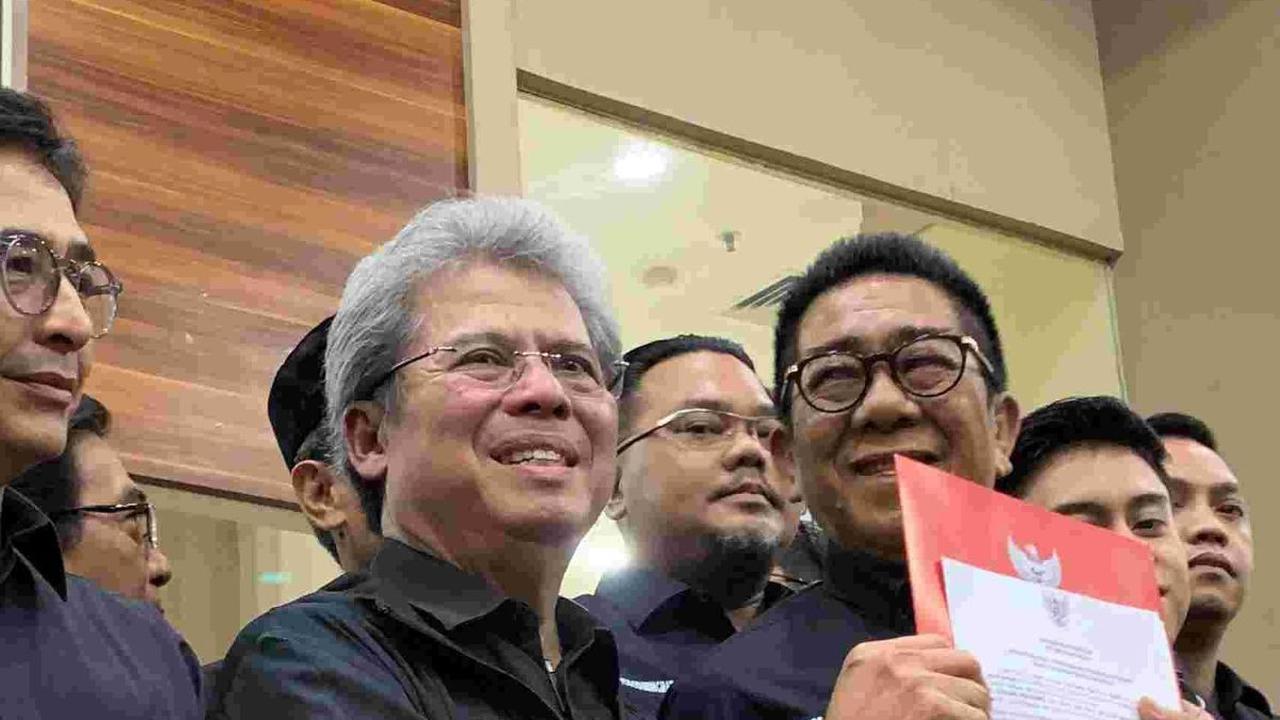 TPN Ganjar-Mahfud Resmi Daftarkan Gugatan Hasil Pilpres 2024 ke MK