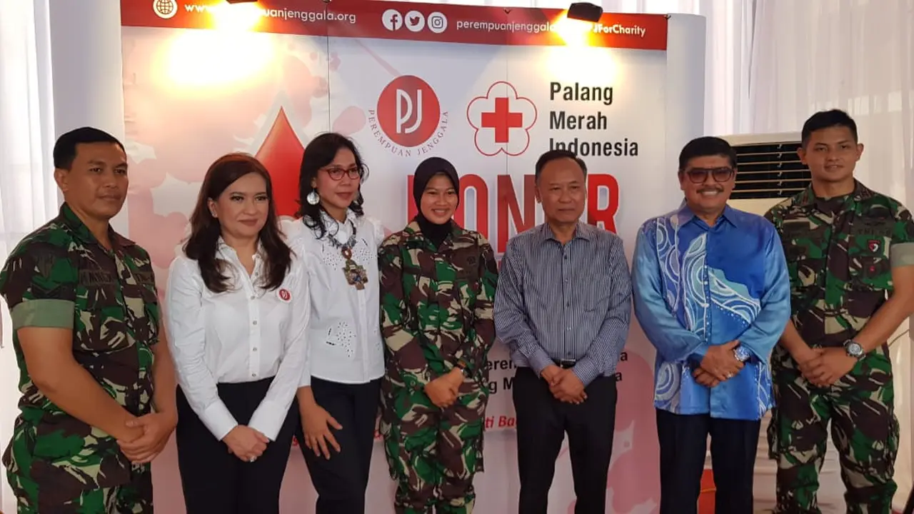 Perempuan Jenggalam menggelar aksi donor darah bersama PMI Pusat.