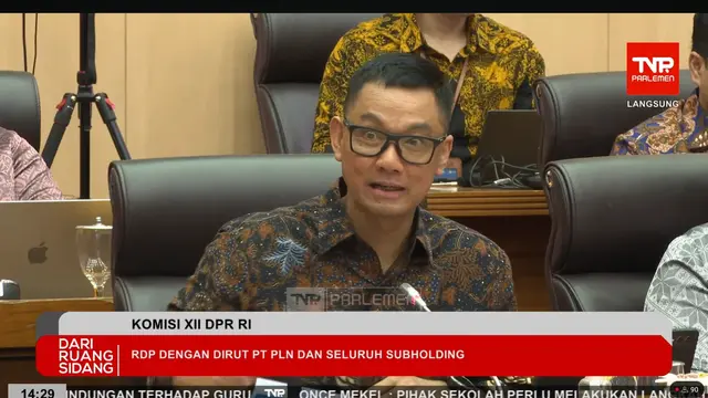 Direktur Utama PT PLN (Persero) Darmawan Prasodjo dalam RDP dengan Komisi XII DPR RI, Senin (2/12/2024). (Foto: Liputan6.com/Tira Santia)