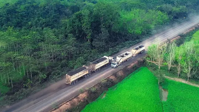 PT Titan Infra Sejahtera (TIS), anak usaha PT Titan Infra Energy, adalah perusahaan penyedia jasa infrastruktur yang beroperasi di Provinsi Sumatera Selatan. Dok TIS