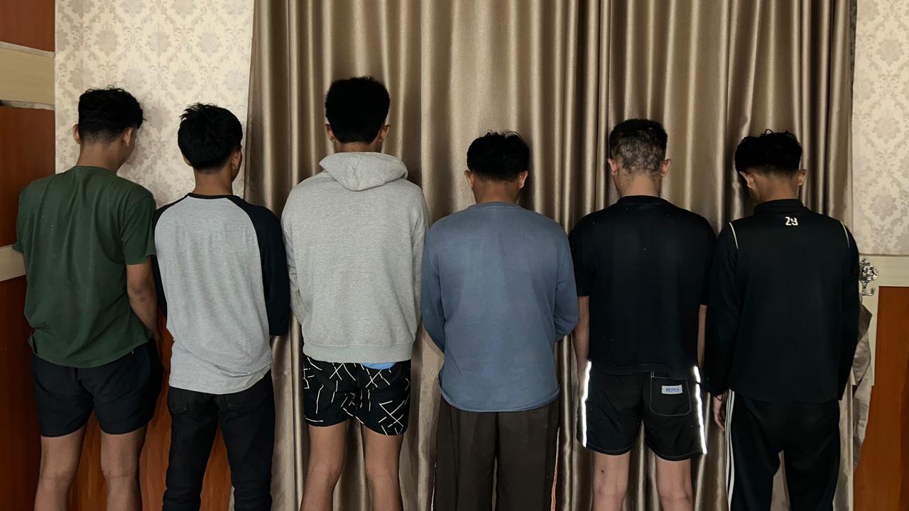 6 Remaja di Maros Bikin Onar, Bawa Parang hingga Busur Panah Rusak Rumah Warga