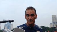 Pelatih Timnas Indonesia U-23, Gerald Vanenburg di Stadion Madya, Jakarta, Senin (23/6/2025). (Bola.com/Hery Kurniawan).