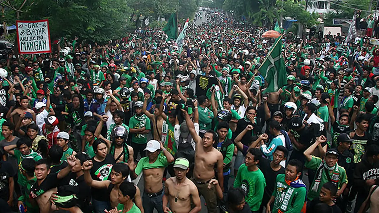 demo-bonek-140126c.jpg
