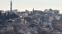 Dua pekan gencatan senjata antara pasukan Israel dan Hizbullah, yang dimulai pada 27 November 2024, tentara Lebanon mulai memasuki wilayah-wilayah yang ditinggalkan Israel. (Foto oleh AFP)