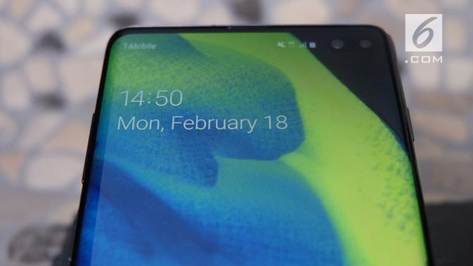 Dual kamera selfie di Galaxy S10 Plus. Liputan6.com/ Andina Librianty