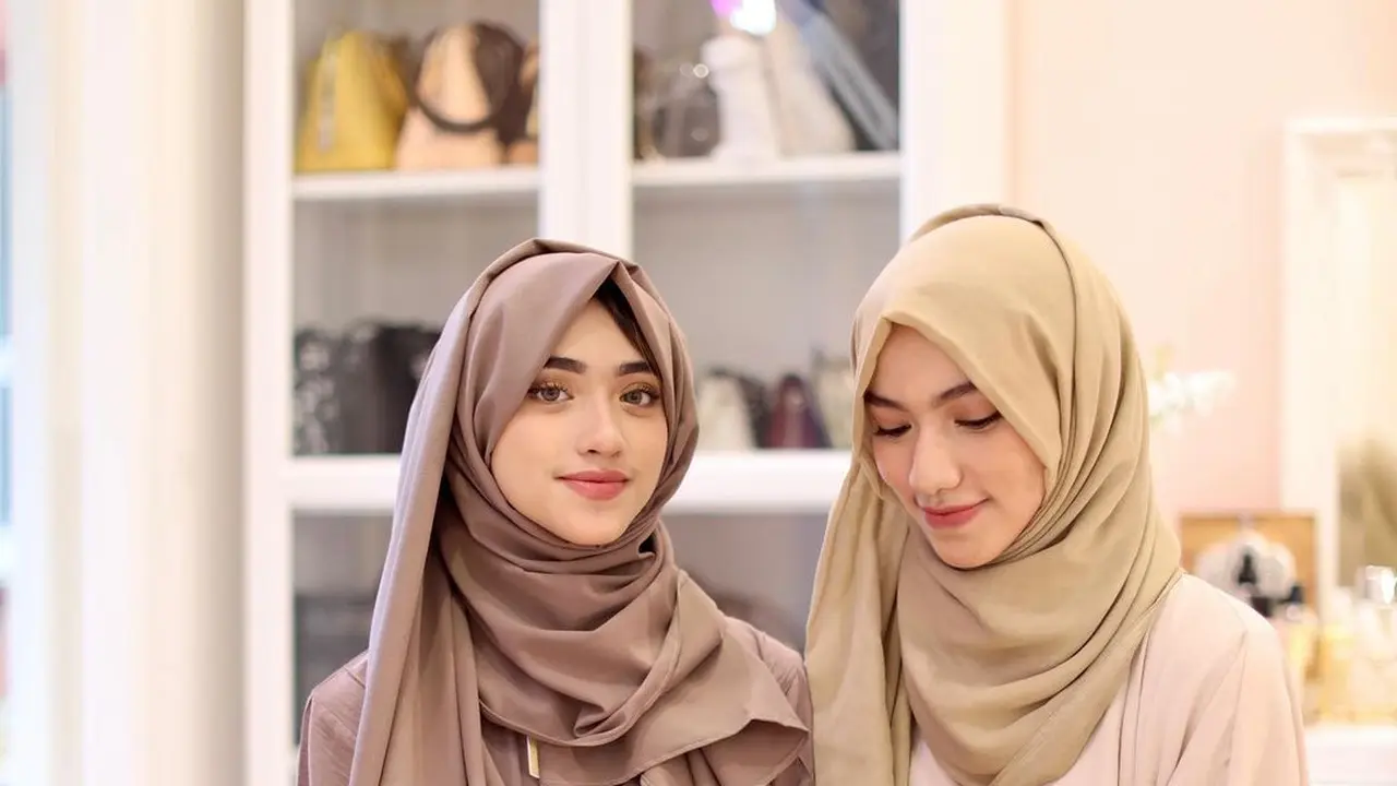 Inspirasi Warna Baju Lebaran 2024