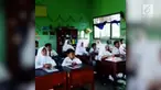 Para warganet terus menunjukkan solidaritas untuk Novel Baswedan. Salah satunya dari para murid SD yang menyanyikan lagu 'Sebelah Mata' dari Efek Rumah Kaca.