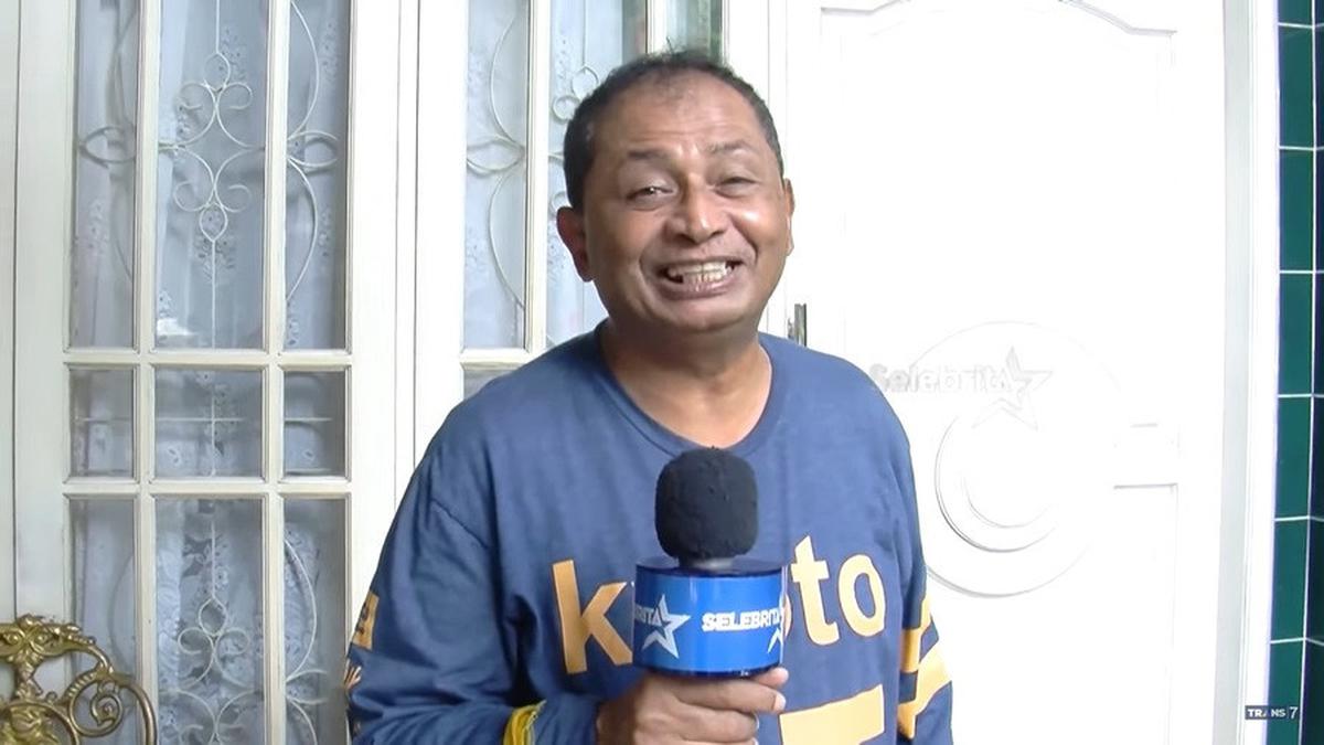 Eksterior Rumah Doyok