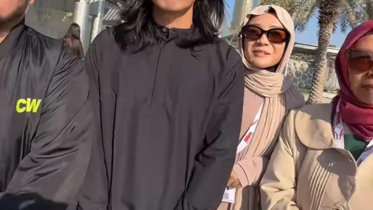 7 Potret Dokter Tirta dan Sang Istri Nisa An Nashr Umroh, Sering Dikira Masih Duda