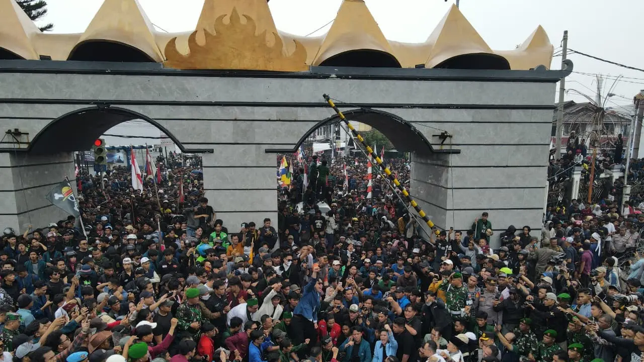 demo ribuan mahasiswa Lampung