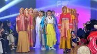 Koleksi busana di opening&nbsp;Jakarta Fashion Trend 2024 di Sarinah, Jakarta Pusat, 24 Januari 2024. (Liputan6.com/Asnida Riani)